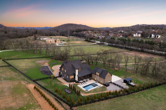 2572 Goose Creek Byp, Franklin, TN 37064