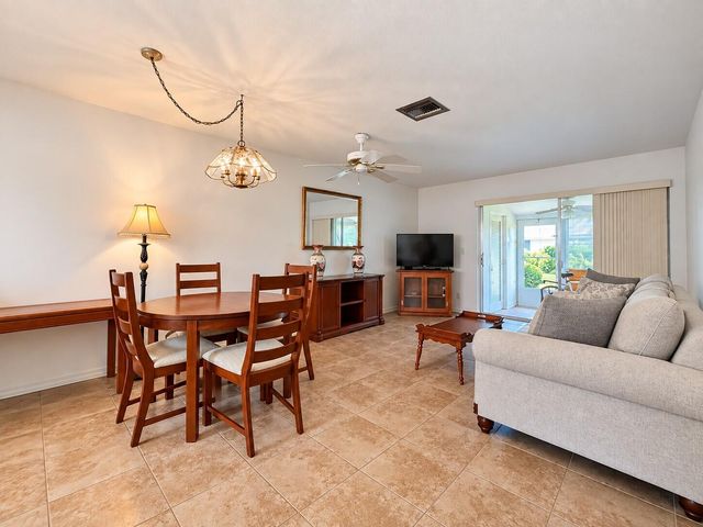 2920 CROSLEY Drive E E, West Palm Beach, FL 33415