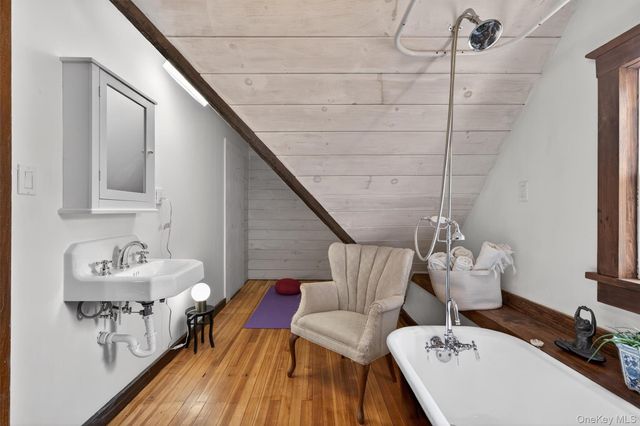 48 Kirks Road, Narrowsburg, NY 12764