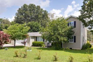 335 Pleasant View Rd, White Bluff, TN 37187