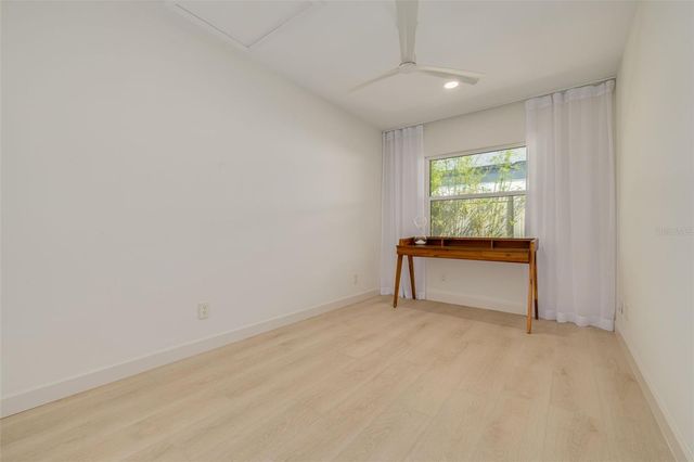 3932 VERSAILLES DRIVE, Tampa, FL 33634