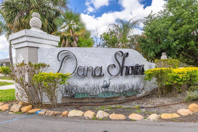 3932 VERSAILLES DRIVE, Tampa, FL 33634