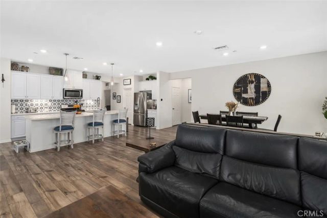 7598 Orangebrook, Riverside, CA 92507