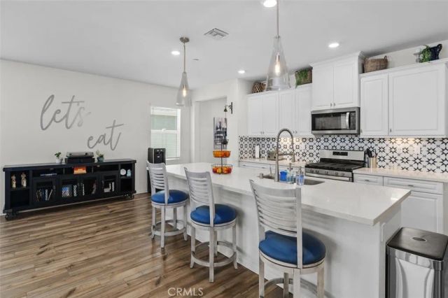 7598 Orangebrook, Riverside, CA 92507