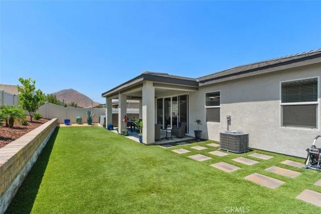 7598 Orangebrook, Riverside, CA 92507