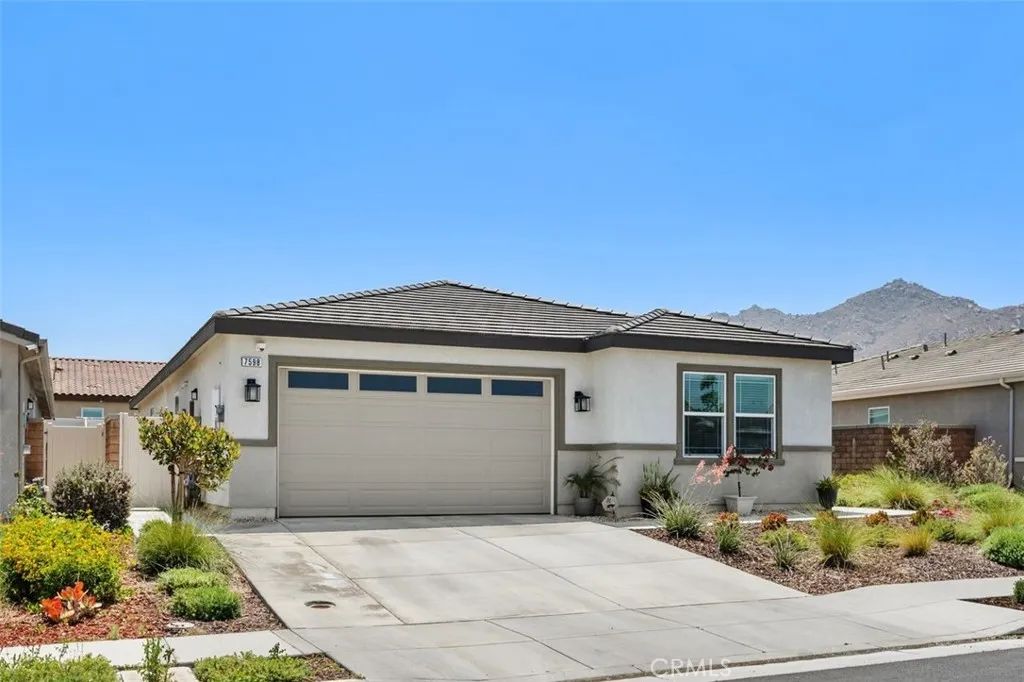 7598 Orangebrook, Riverside, CA 92507
