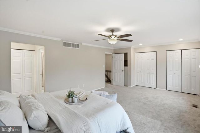 11 LACOSTA, Towson, MD 21204