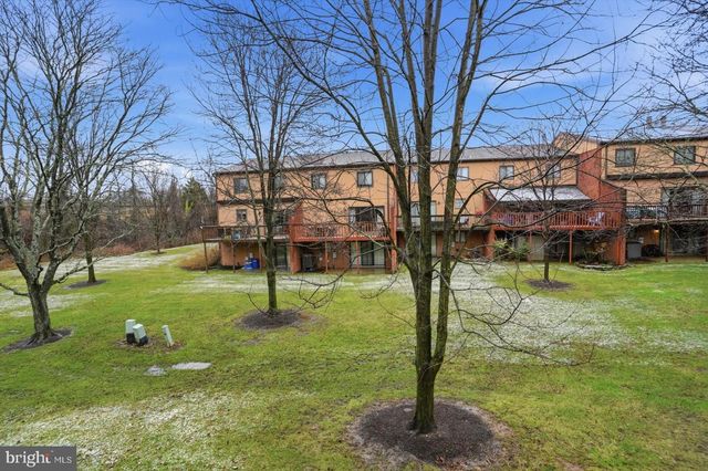 11 LACOSTA, Towson, MD 21204