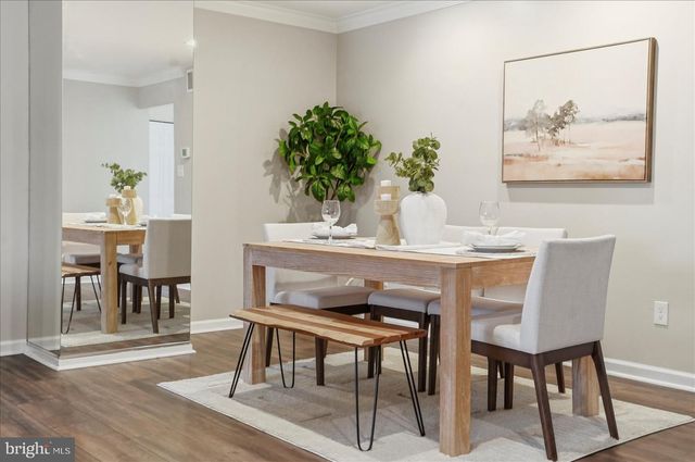 11 LACOSTA, Towson, MD 21204