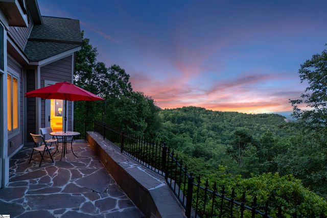 39 The Cliffs Parkway, Landrum, SC 29356