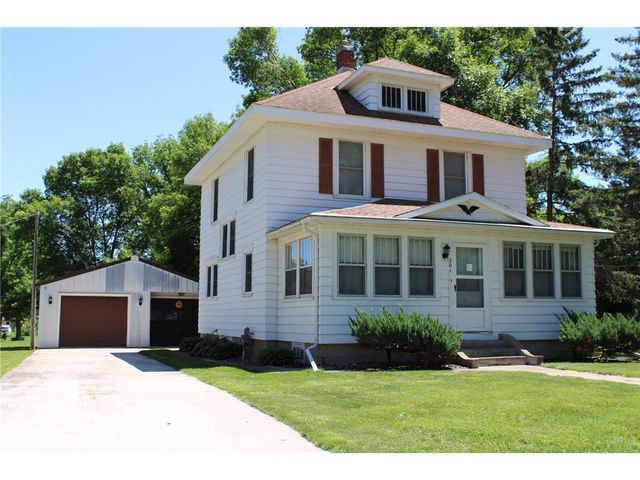 201 3rd Street SE, Renville, MN 56284
