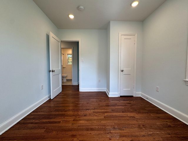9405 RHODE ISLAND AVE, College Park, MD 20740