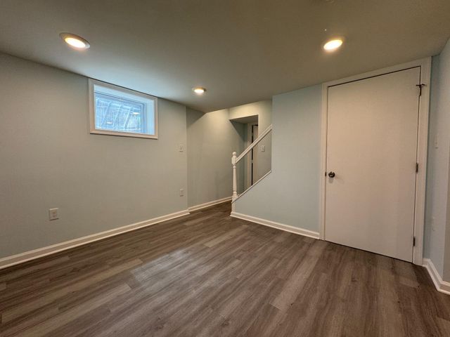 9405 RHODE ISLAND AVE, College Park, MD 20740