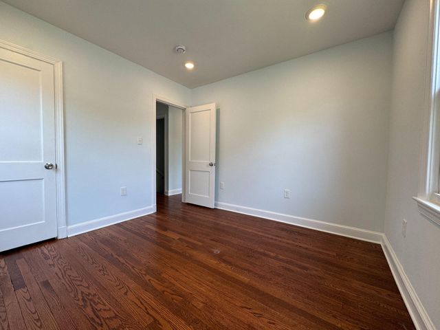 9405 RHODE ISLAND AVE, College Park, MD 20740