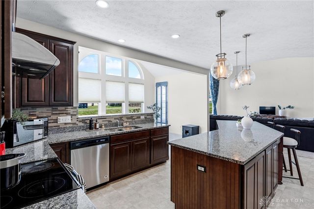 3634 Marwood Drive, Bellbrook, OH 45305