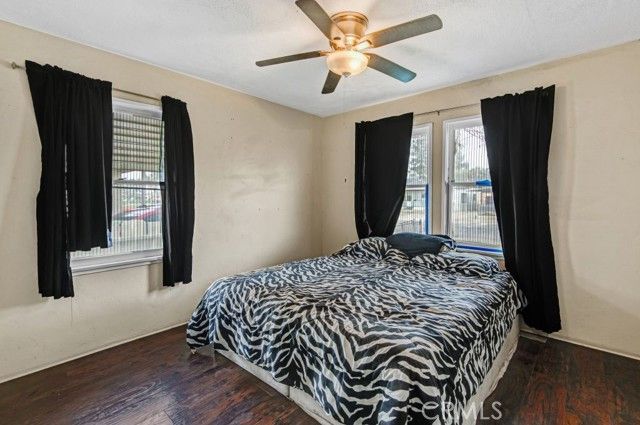 1229 Castaic Avenue, Bakersfield, CA 93308