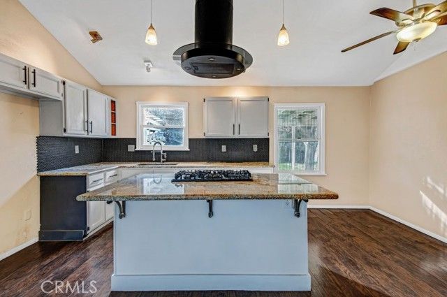 1229 Castaic Avenue, Bakersfield, CA 93308