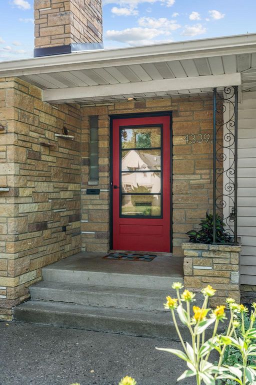 4339 Penn Avenue N, Minneapolis, MN 55412 — photo 2