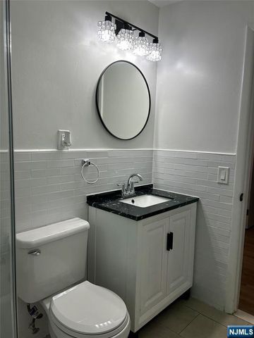 143 Melrose Avenue 1, Bergenfield, NJ 07621