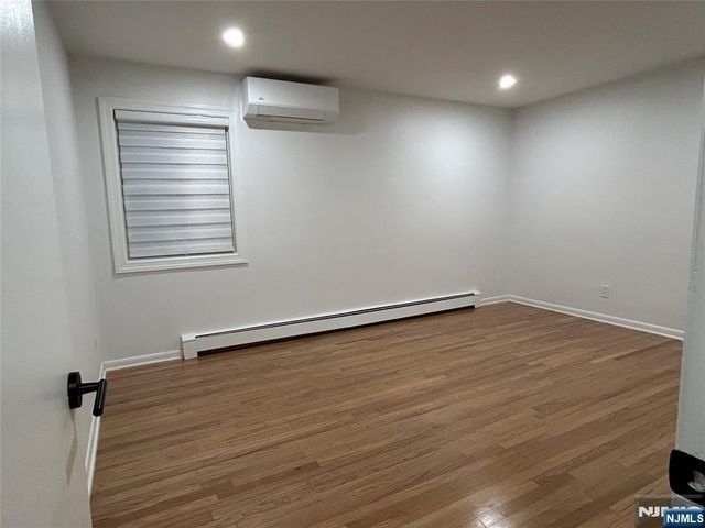 143 Melrose Avenue 1, Bergenfield, NJ 07621