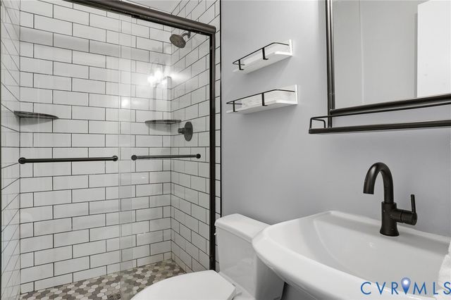 10103 Cherrywood Dr, Henrico, VA 23238