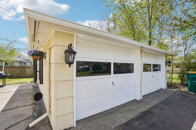 5125 Howe Lane, Brooklyn Center, MN 55429