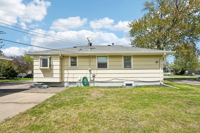 5125 Howe Lane, Brooklyn Center, MN 55429