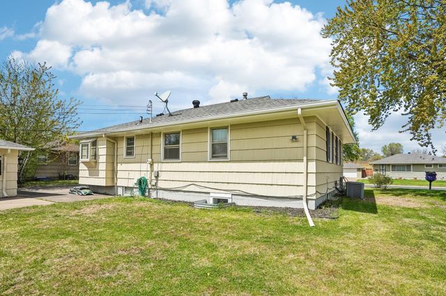 5125 Howe Lane, Brooklyn Center, MN 55429