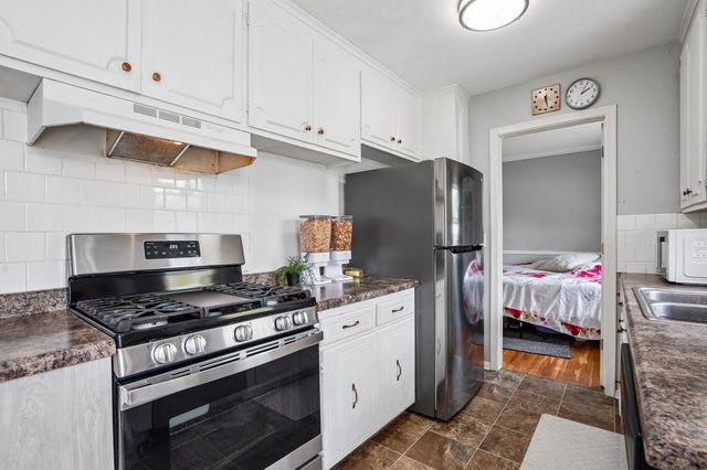 5125 Howe Lane, Brooklyn Center, MN 55429