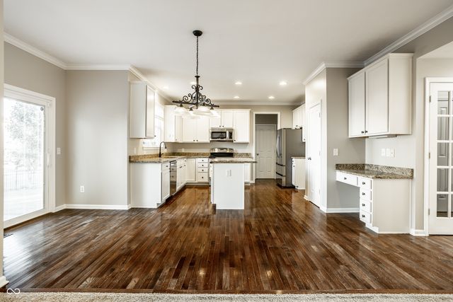 13128 Glenside Drive, Fishers, IN 46037