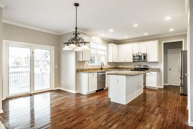 13128 Glenside Drive, Fishers, IN 46037