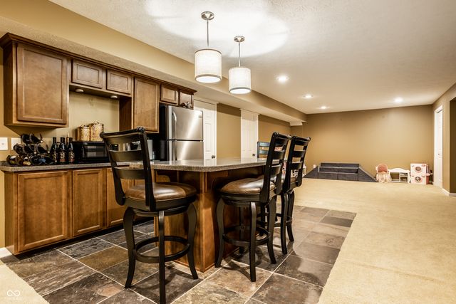 13128 Glenside Drive, Fishers, IN 46037