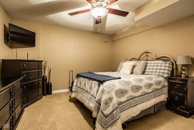 13128 Glenside Drive, Fishers, IN 46037