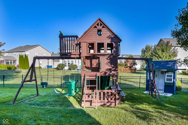 13128 Glenside Drive, Fishers, IN 46037