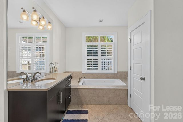 2038 Dartmouth Place, Charlotte, NC 28207