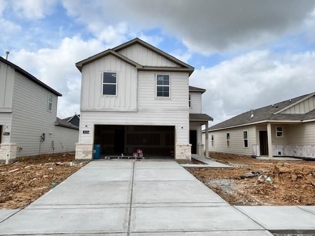 4010 Windy Whisper Drive, Brookshire, TX 77423