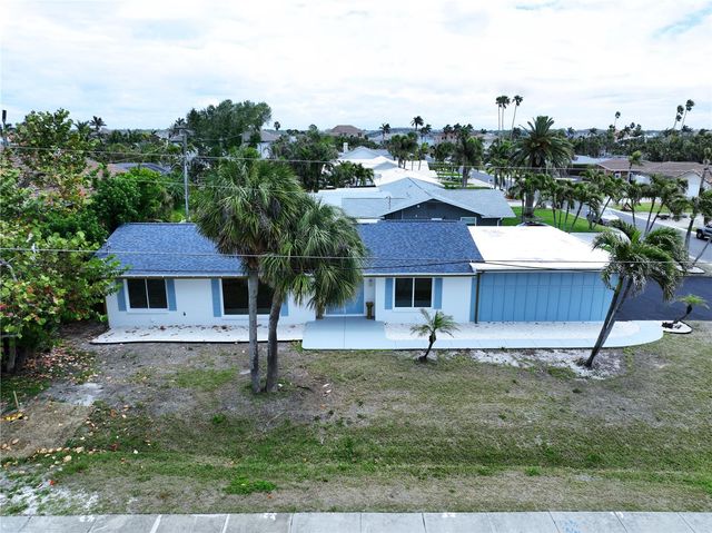 1401 GULF BOULEVARD, Belleair Beach, FL 33786