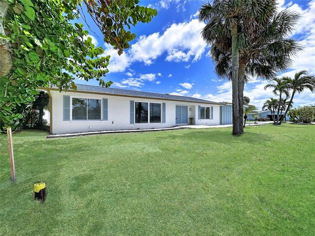 1401 GULF BOULEVARD, Belleair Beach, FL 33786