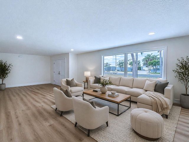 1401 GULF BOULEVARD, Belleair Beach, FL 33786