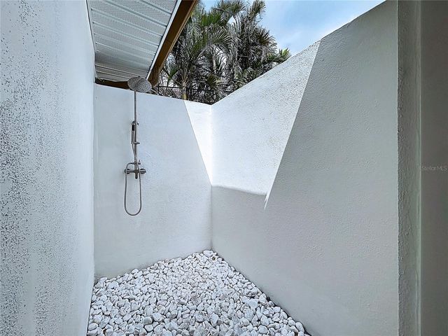 1401 GULF BOULEVARD, Belleair Beach, FL 33786