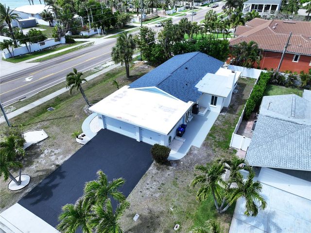 1401 GULF BOULEVARD, Belleair Beach, FL 33786