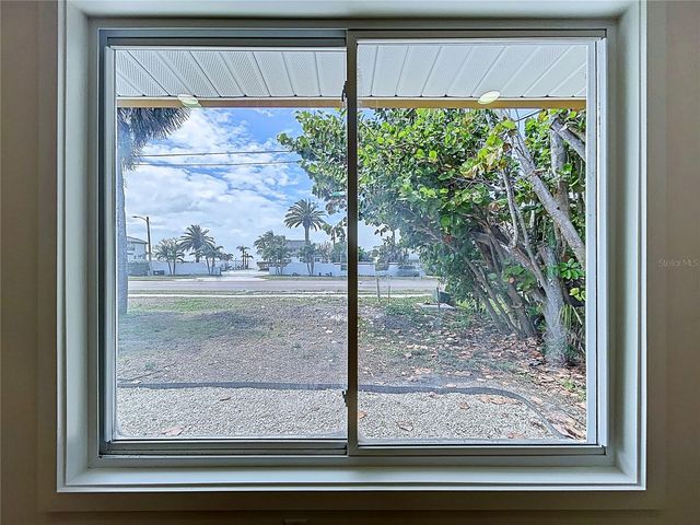 1401 GULF BOULEVARD, Belleair Beach, FL 33786