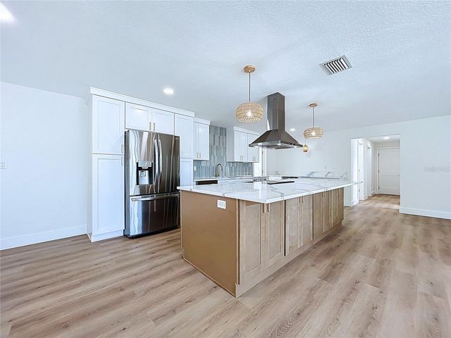 1401 GULF BOULEVARD, Belleair Beach, FL 33786