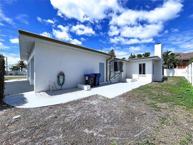 1401 GULF BOULEVARD, Belleair Beach, FL 33786