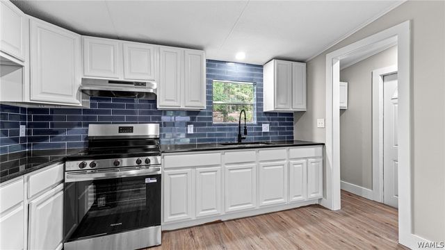 14231 Countryside Dr, Northport, AL 35475