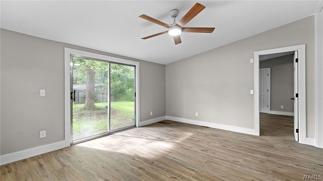 14231 Countryside Dr, Northport, AL 35475