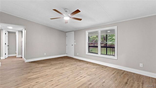 14231 Countryside Dr, Northport, AL 35475