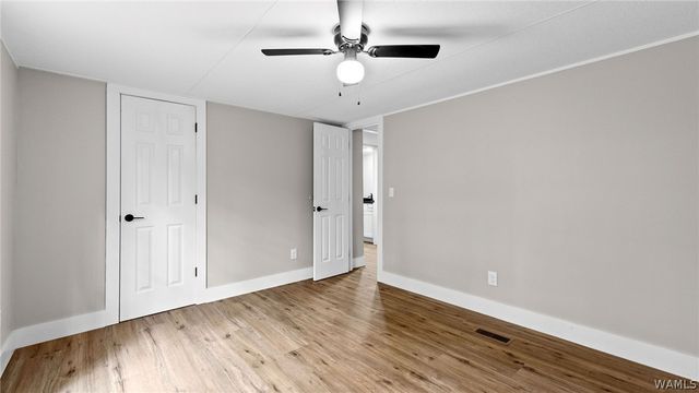 14231 Countryside Dr, Northport, AL 35475