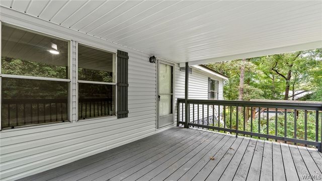 14231 Countryside Dr, Northport, AL 35475