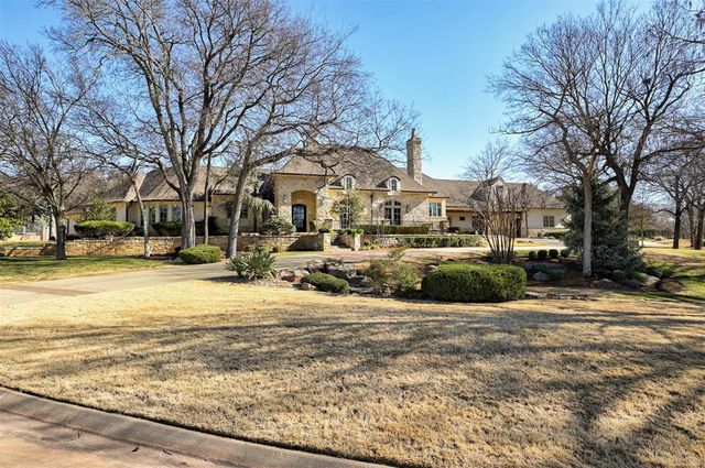 2204 Catalina Drive, Edmond, OK 73013